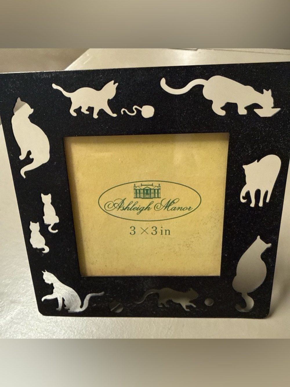 Vintage Ashleigh Manor Black Metal Cat Cut Out 3x3 Photo Frame. 5” x 5” OD